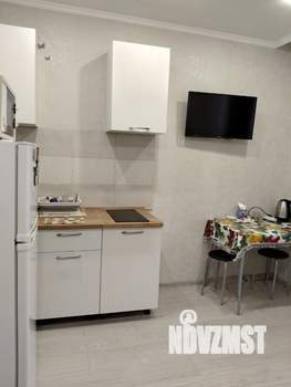 Студия квартира, посуточно, 28м2, 6/17 этаж