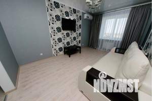 1-к квартира, посуточно, 40м2, 7/8 этаж