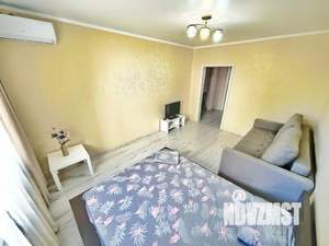 2-к квартира, посуточно, 62м2, 1/1 этаж