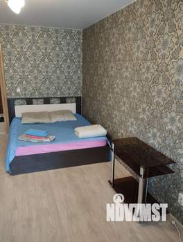 1-к квартира, посуточно, 47м2, 10/10 этаж