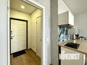 Студия квартира, посуточно, 35м2, 9/17 этаж