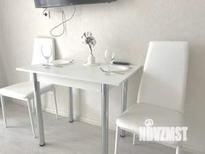 Студия квартира, посуточно, 23м2, 3/17 этаж