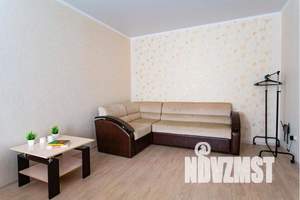 1-к квартира, посуточно, 40м2, 7/12 этаж