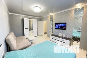 1-к квартира, посуточно, 40м2, 9/17 этаж