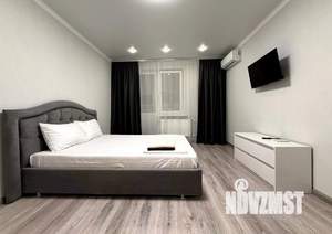 1-к квартира, посуточно, 38м2, 2/17 этаж