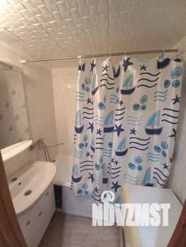 3-к квартира, посуточно, 64м2, 3/9 этаж