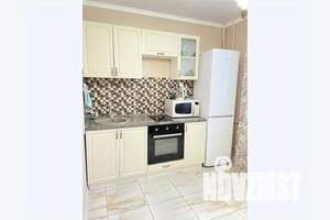 1-к квартира, посуточно, 40м2, 9/17 этаж