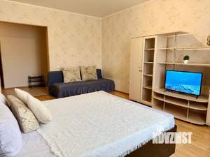 1-к квартира, посуточно, 48м2, 3/18 этаж