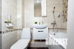 1-к квартира, посуточно, 40м2, 5/17 этаж