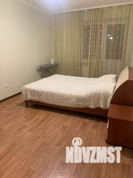 1-к квартира, посуточно, 70м2, 3/10 этаж