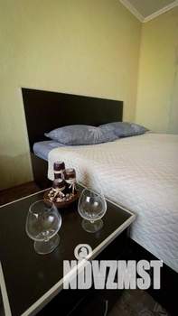 1-к квартира, посуточно, 43м2, 1/1 этаж