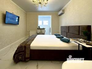 Студия квартира, посуточно, 30м2, 6/16 этаж