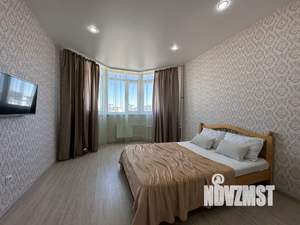 1-к квартира, посуточно, 38м2, 13/17 этаж