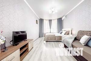 1-к квартира, посуточно, 45м2, 6/18 этаж