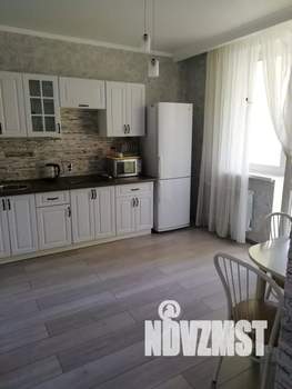 1-к квартира, посуточно, 42м2, 11/17 этаж