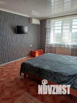 1-к квартира, посуточно, 50м2, 6/12 этаж