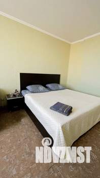 1-к квартира, посуточно, 43м2, 1/1 этаж