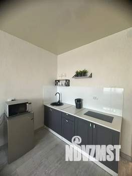 Студия квартира, посуточно, 29м2, 10/17 этаж