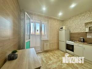 1-к квартира, посуточно, 37м2, 13/17 этаж