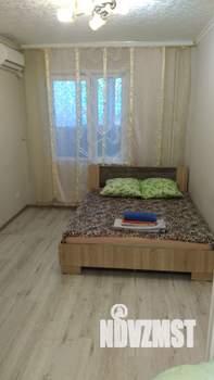 1-к квартира, посуточно, 33м2, 13/19 этаж