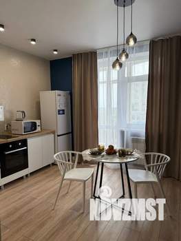 1-к квартира, посуточно, 43м2, 5/18 этаж