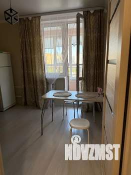 1-к квартира, посуточно, 39м2, 8/15 этаж