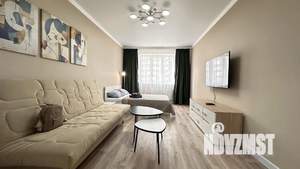 1-к квартира, посуточно, 42м2, 1/25 этаж