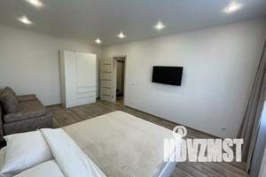 1-к квартира, посуточно, 40м2, 5/15 этаж