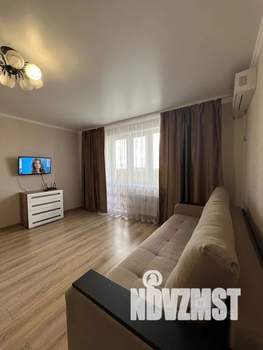 Студия квартира, посуточно, 36м2, 13/17 этаж
