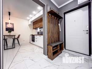 1-к квартира, посуточно, 39м2, 8/17 этаж