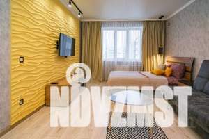 1-к квартира, посуточно, 40м2, 13/17 этаж