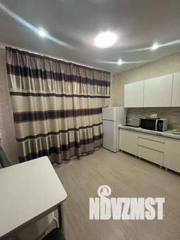 1-к квартира, посуточно, 43м2, 2/17 этаж