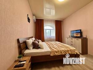 1-к квартира, посуточно, 45м2, 1/1 этаж