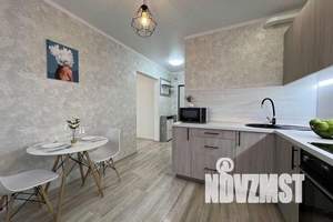 1-к квартира, посуточно, 42м2, 14/14 этаж