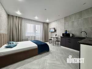 Студия квартира, посуточно, 35м2, 17/24 этаж