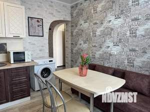 1-к квартира, посуточно, 38м2, 9/17 этаж