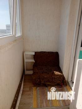 Студия квартира, посуточно, 30м2, 1/17 этаж