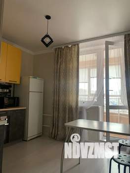 1-к квартира, посуточно, 39м2, 8/15 этаж