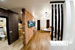 1-к квартира, посуточно, 50м2, 1/1 этаж