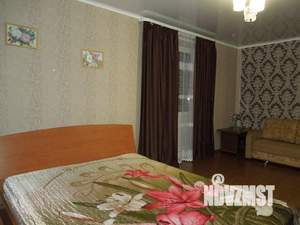 2-к квартира, посуточно, 55м2, 1/1 этаж