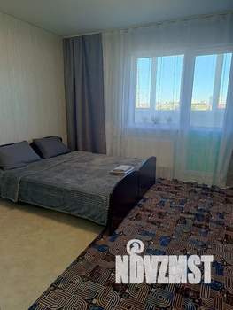 Студия квартира, посуточно, 27м2, 5/18 этаж