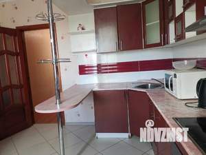 3-к квартира, посуточно, 80м2, 1/1 этаж