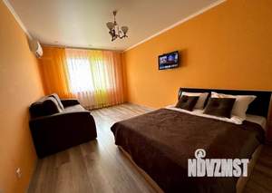 1-к квартира, посуточно, 38м2, 3/19 этаж