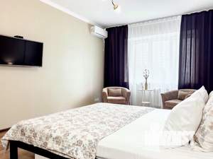 1-к квартира, посуточно, 47м2, 1/1 этаж