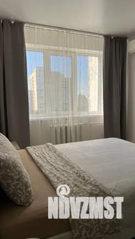 1-к квартира, посуточно, 36м2, 6/9 этаж