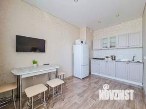 1-к квартира, посуточно, 42м2, 1/1 этаж