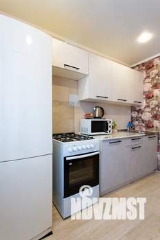 1-к квартира, посуточно, 40м2, 3/9 этаж