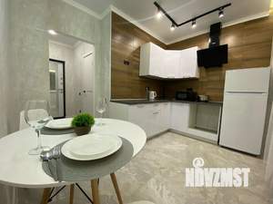 1-к квартира, посуточно, 40м2, 7/17 этаж