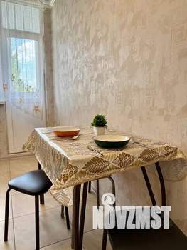 1-к квартира, посуточно, 42м2, 4/9 этаж