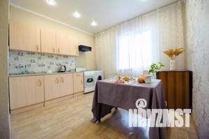 1-к квартира, посуточно, 40м2, 9/16 этаж